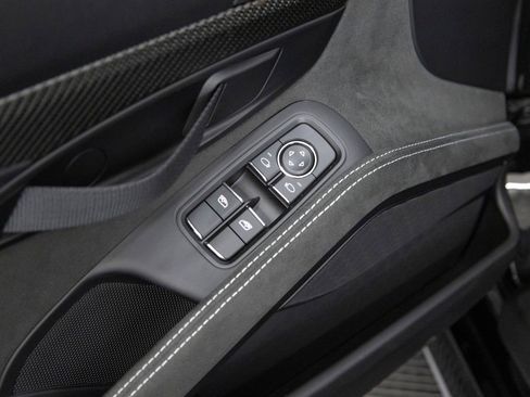 Certified 2025 Porsche 718 Boxster Spyder RS RWD image 25