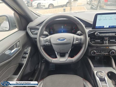 Used 2023 Ford Escape ST-Line AWD/4WD image 10