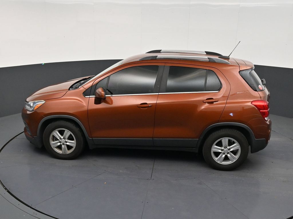 Used 2019 Chevrolet Trax LT FWD image 12