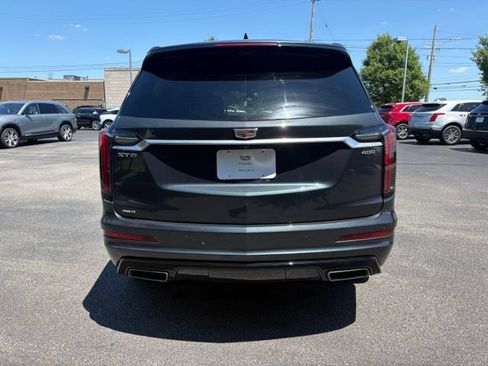 Used 2023 Cadillac XT6 Sport w/ Technology Package AWD/4WD image 4