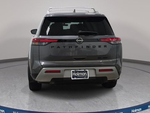 Used 2023 Nissan Pathfinder SL w/ Black Appearance Package AWD/4WD image 7