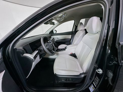 Used 2025 Hyundai Tucson SEL image 13