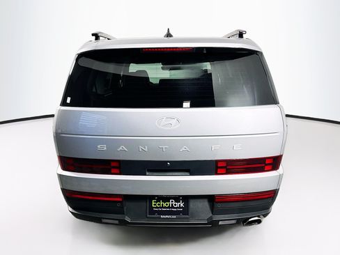 Used 2026 Hyundai Santa Fe SEL FWD image 7