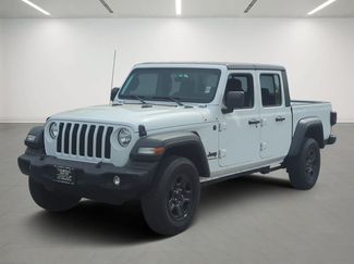 Used 2022 Jeep Gladiator Sport w/ Trailer Tow Package AWD/4WD video 1