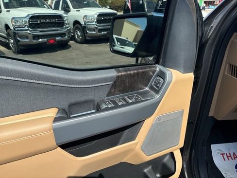 Used 2022 Ford F150 Lariat image 18