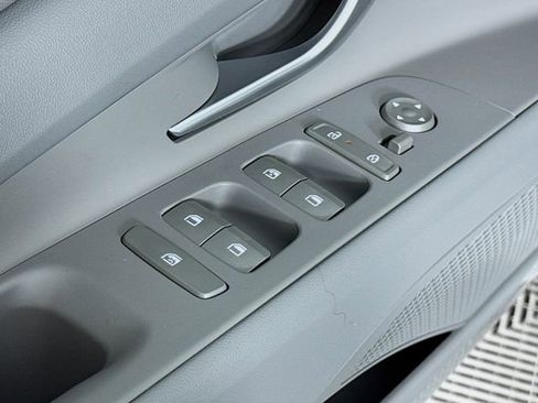 New 2026 Hyundai Elantra Sport FWD image 27