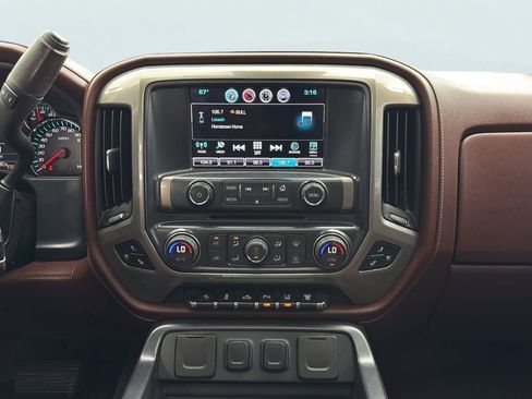 Used 2016 Chevrolet Silverado 3500 High Country w/ Duramax Plus Package AWD/4WD image 10