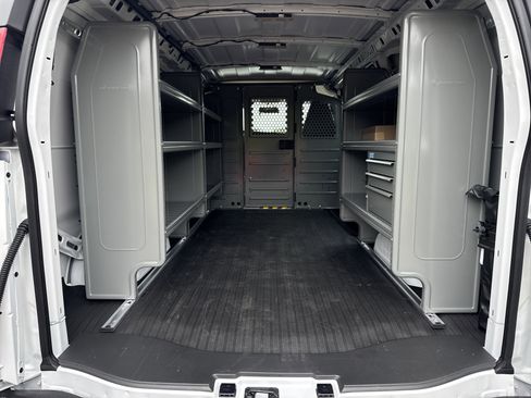 New 2025 GMC Savana 2500 w/ Driver Convenience Package image 29