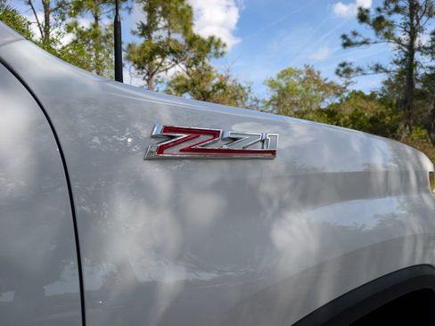 Used 2024 Chevrolet Silverado 2500 LT image 14