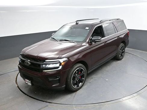 Used 2024 Ford Expedition Limited AWD/4WD image 41