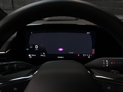 Used 2025 Chevrolet Tahoe Z71 w/ Z71 Off-Road Package AWD/4WD image 59