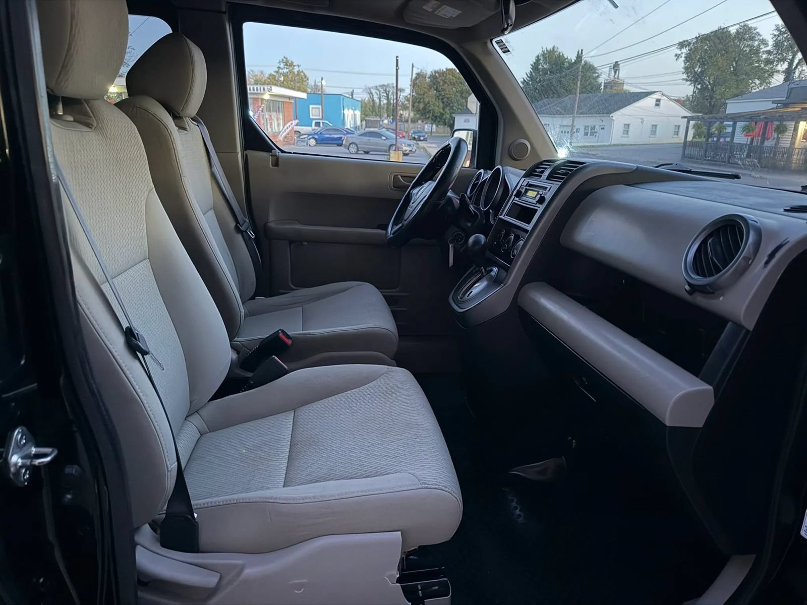 Used 2011 Honda Element LX image 16