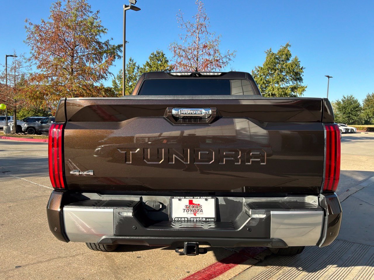 Used 2023 Toyota Tundra Limited w/ TRD Off-Road Package AWD/4WD image 7