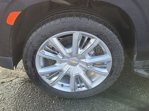 Used 2023 Chevrolet Tahoe High Country AWD/4WD image 7