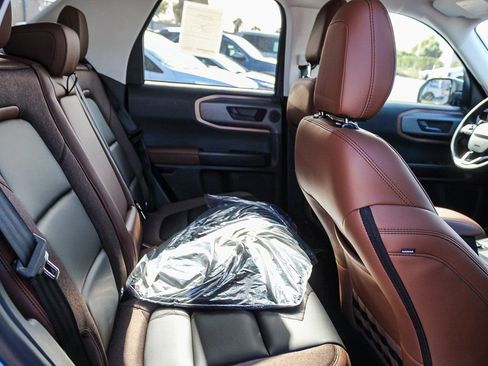 New 2025 Ford Bronco Sport Outer Banks w/ Outer Banks Tech Package+ AWD/4WD image 17