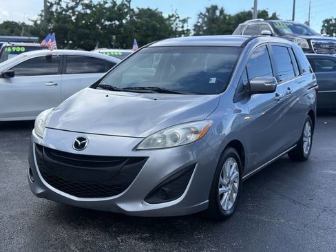 Used 2014 MAZDA MAZDA5 Sport image 2