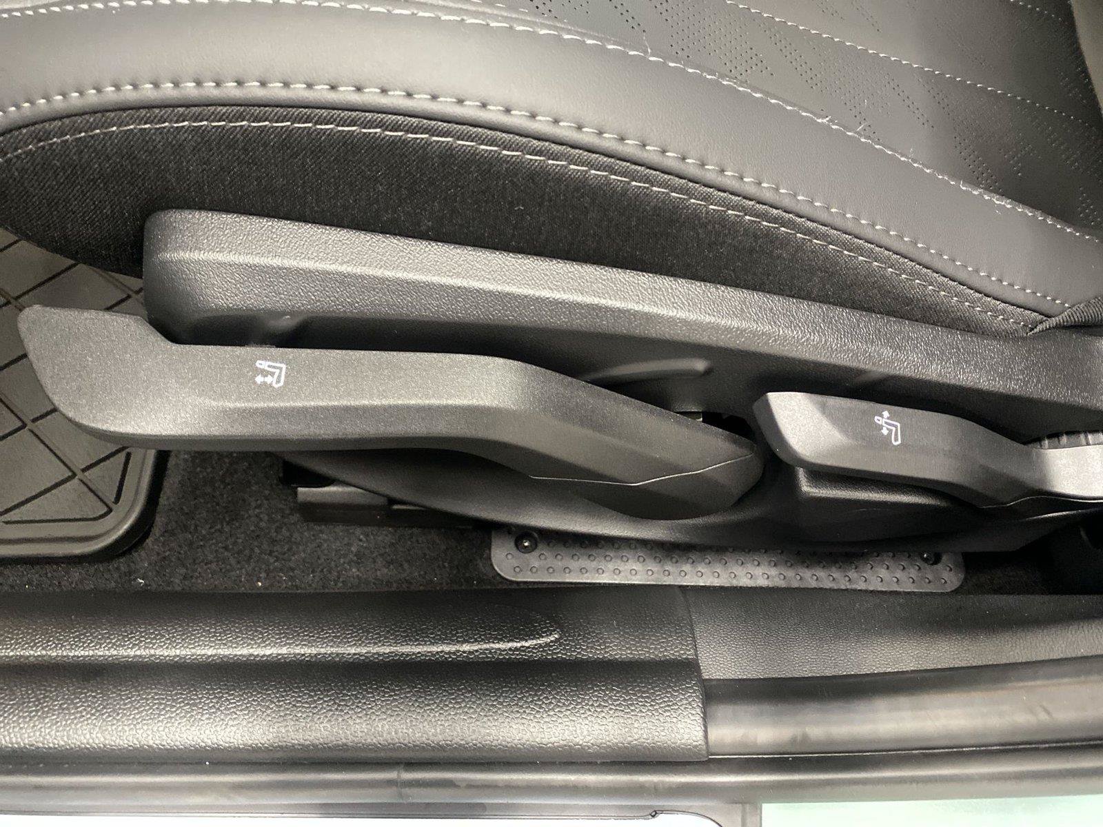 New 2026 MINI Cooper S FWD image 18
