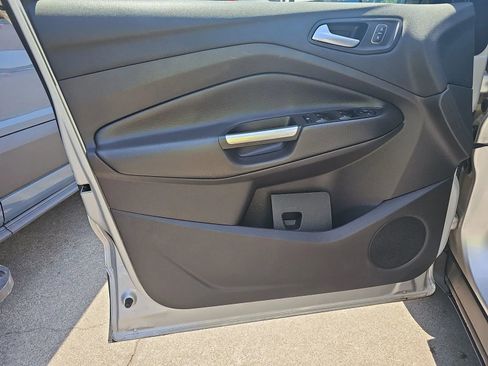 Used 2018 Ford Escape SEL image 15