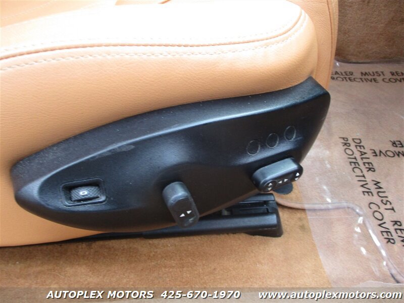 Used 2011 Maserati GranTurismo Convertible RWD image 19