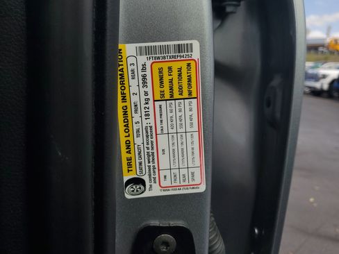 Certified 2024 Ford F350 Platinum w/ FX4 Off-Road Package image 30