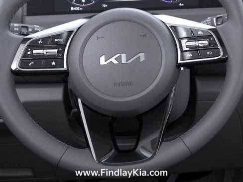 New 2026 Kia Seltos EX FWD image 41