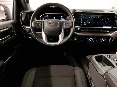 Used 2024 GMC Sierra 1500 Elevation AWD/4WD image 6