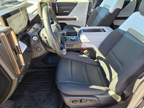 Used 2025 GMC Hummer EV 2X AWD/4WD image 10