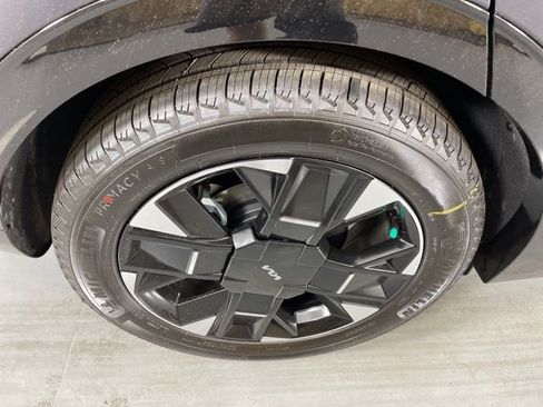 New 2026 Kia Sportage SX image 10