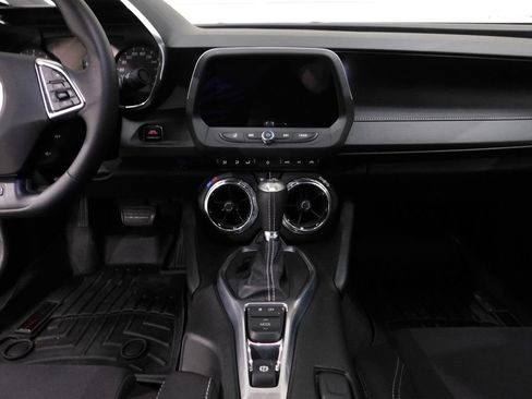 Used 2018 Chevrolet Camaro SS RWD image 41