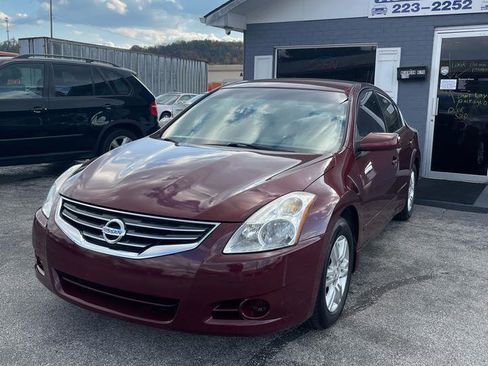 Used 2012 Nissan Altima 2.5 S w/ Convenience Pkg FWD image 3