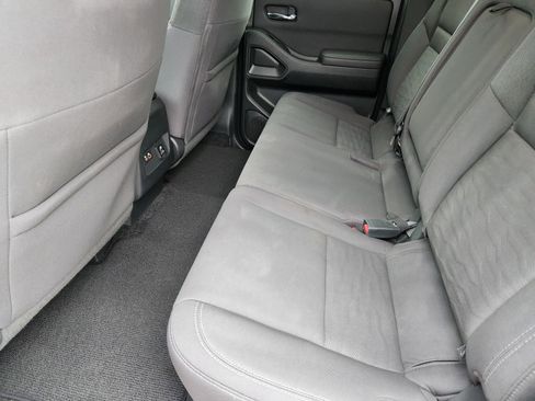 Used 2022 Nissan Frontier SV image 12