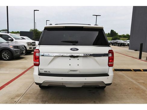 Used 2020 Ford Expedition XLT w/ Equipment Group 202A RWD image 7