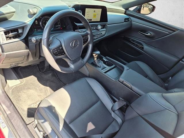 Used 2024 Lexus ES 300h w/ Premium Package FWD image 10