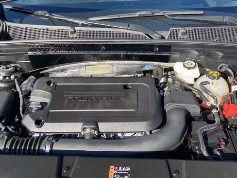 Used 2022 Buick Envision Avenir w/ Technology Package II image 11