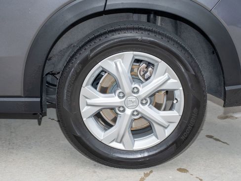 Certified 2024 Honda HR-V LX image 40