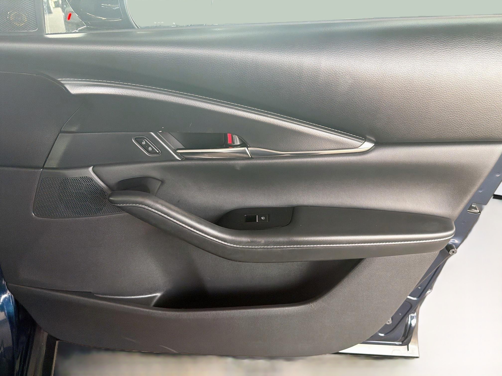 Used 2025 MAZDA CX-30 AWD 2.5 S w/ Preferred Package image 33