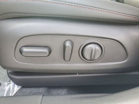 New 2026 Chevrolet Trax RS image 21