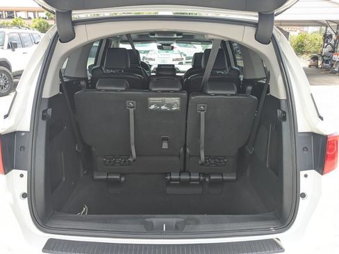 Used 2023 Honda Odyssey Touring image 12