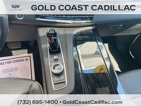 Certified 2024 Cadillac Escalade Sport w/ LPO, ONYX Package AWD/4WD image 32