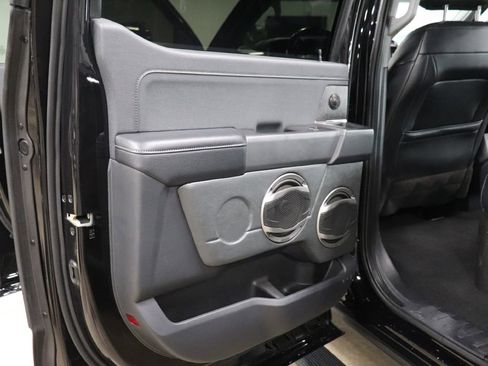 Used 2023 Ford F250 Lariat image 15