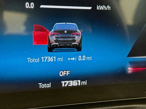 Used 2024 BMW i4 M50 w/ Premium Package image 8