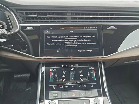 Used 2025 Audi Q7 3.0T Premium w/ Convenience Package image 24