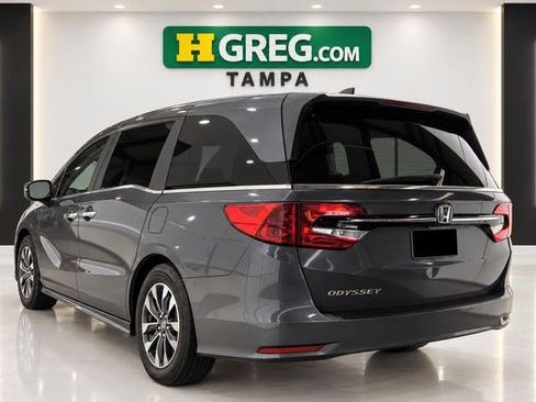 Used 2024 Honda Odyssey EX-L image 2