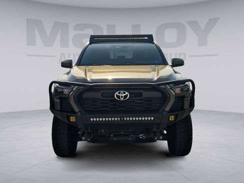 Used 2025 Toyota Tacoma TRD Off-Road w/ TRD Off Road Upgrade Package AWD/4WD image 8