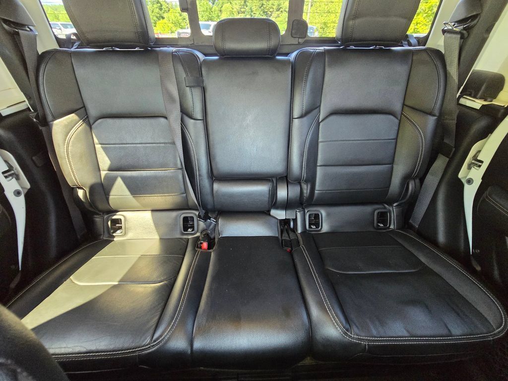 Used 2020 Jeep Gladiator Overland AWD/4WD image 45