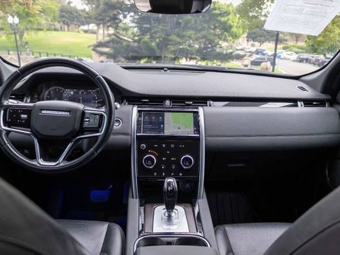 Used 2021 Land Rover Discovery Sport S image 32