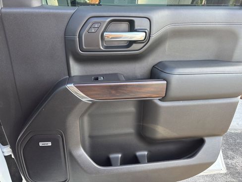 Used 2020 GMC Sierra 1500 SLT w/ SLT Premium Plus Package image 33