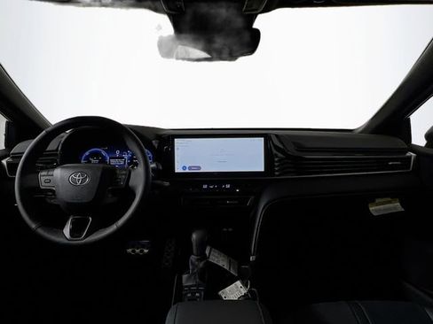 New 2025 Toyota Camry XSE image 27