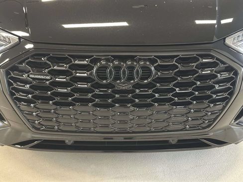 Used 2024 Audi Q5 2.0T Premium Plus w/ Premium Plus Package AWD/4WD image 12