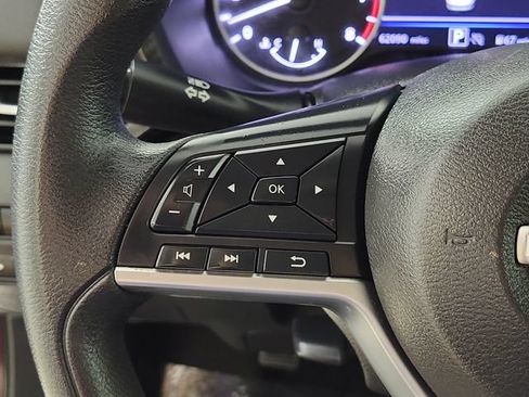 Used 2024 Nissan Sentra SV FWD image 24